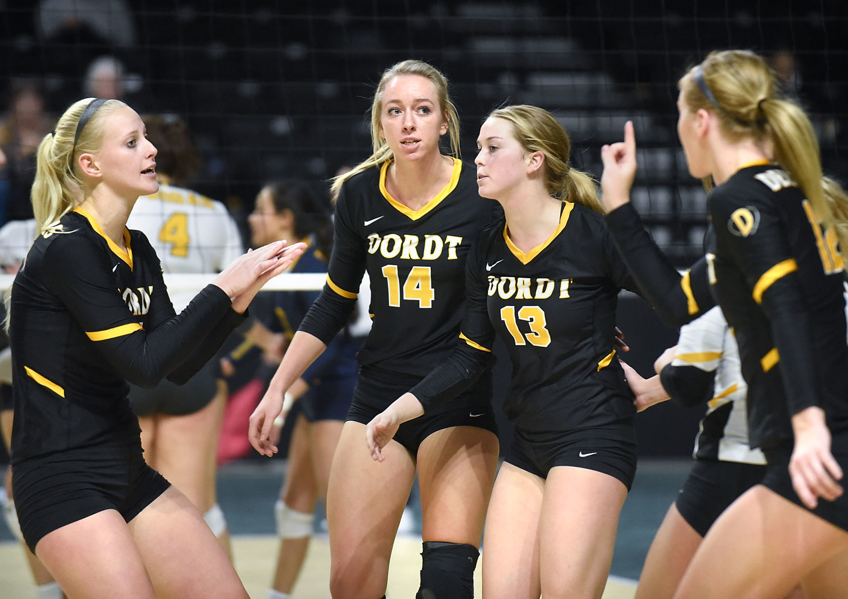 Volleyball NAIA Dordt vs. Corban